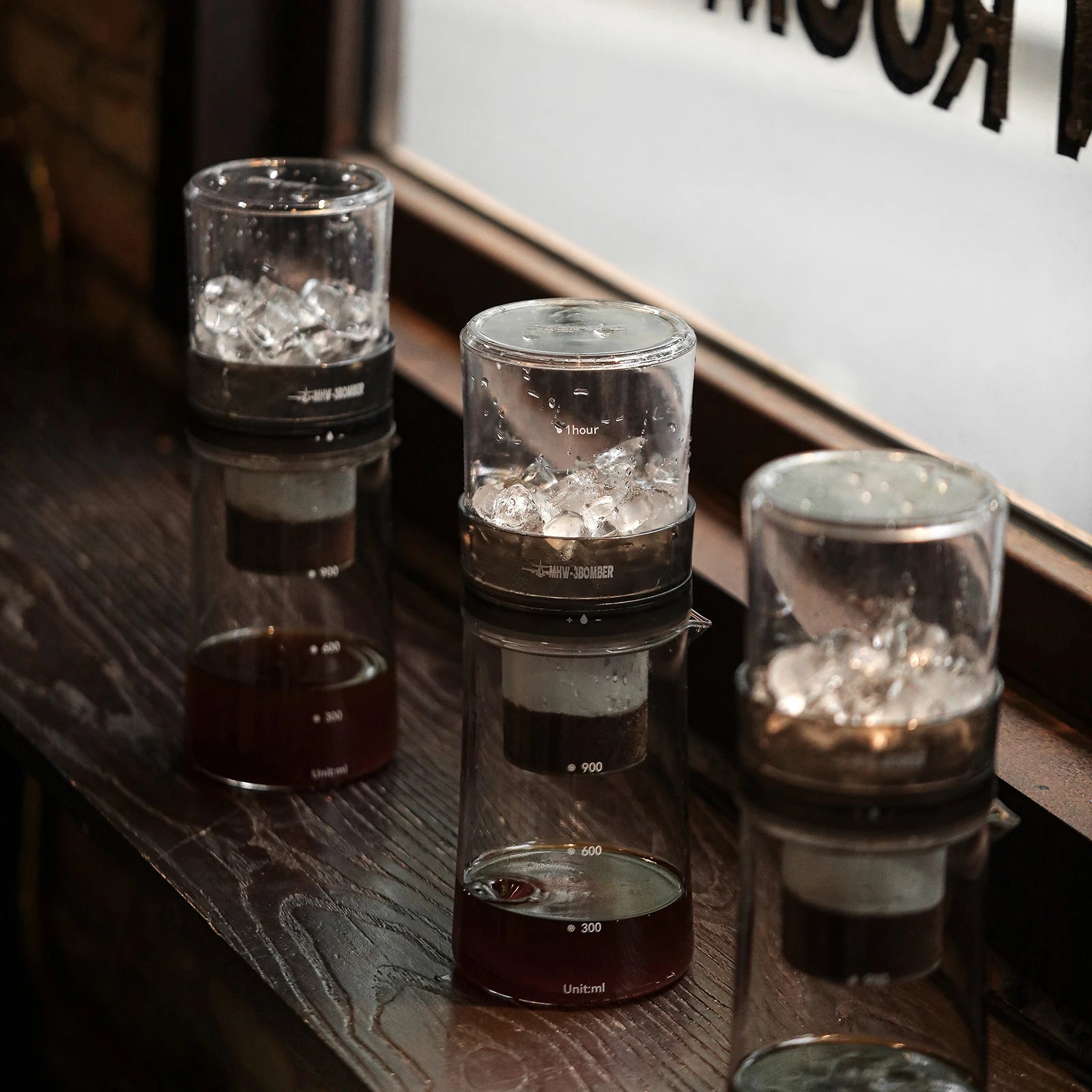 MHW-3BOMBER 2-4 Cup Cold Brew Coffee Maker 600ml Iced Coffee Pot with 100pcs Filter Paper 300 Mesh Fine Filters Camping Tools